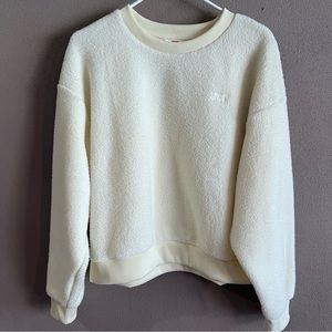 NWOT  Levi’s fleece sweatshirt